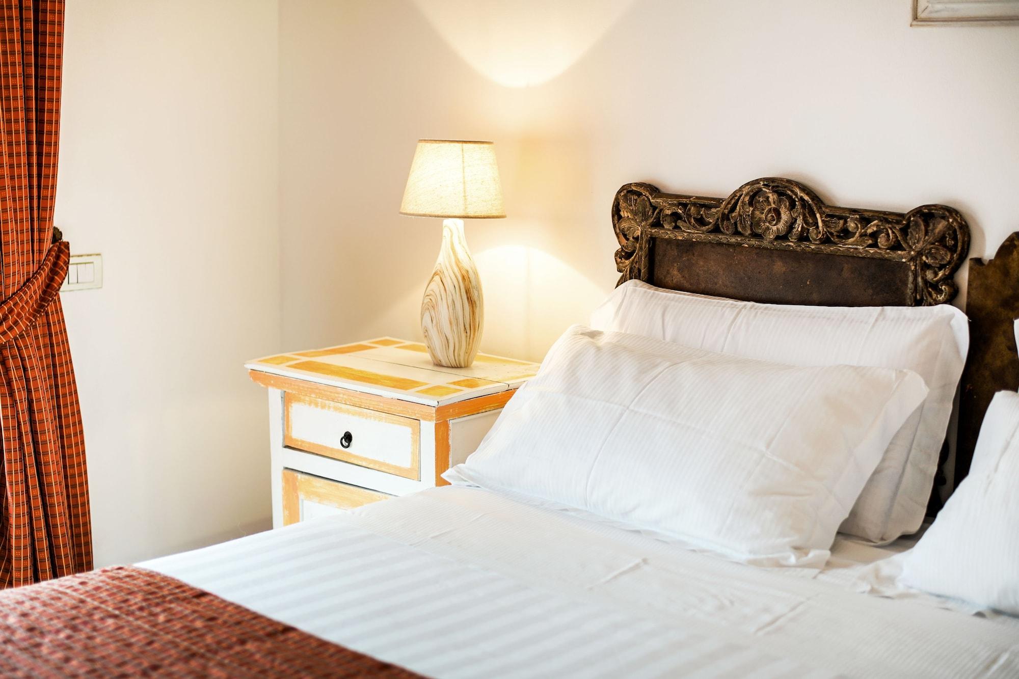 Hotel Cala Caterina 빌라시미우스 외부 사진