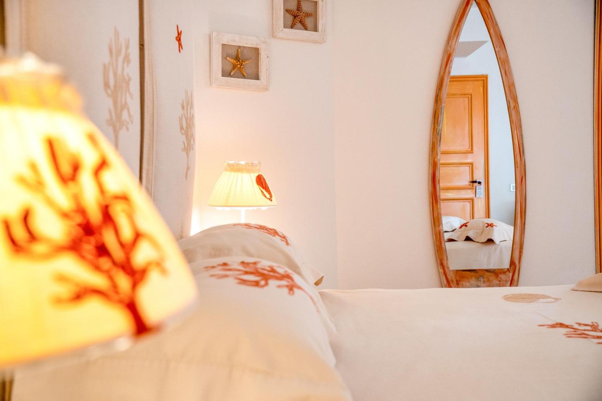 Hotel Cala Caterina 빌라시미우스 외부 사진