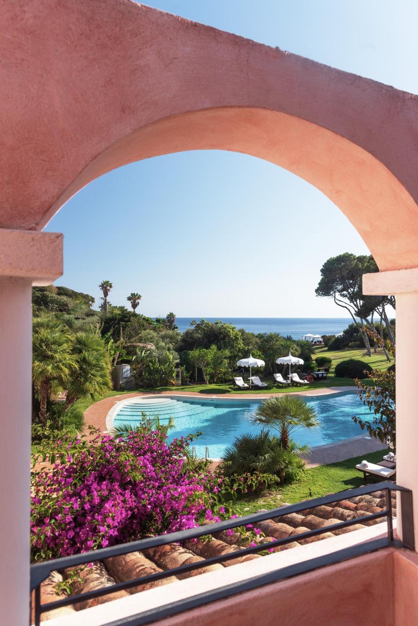 Hotel Cala Caterina 빌라시미우스 외부 사진