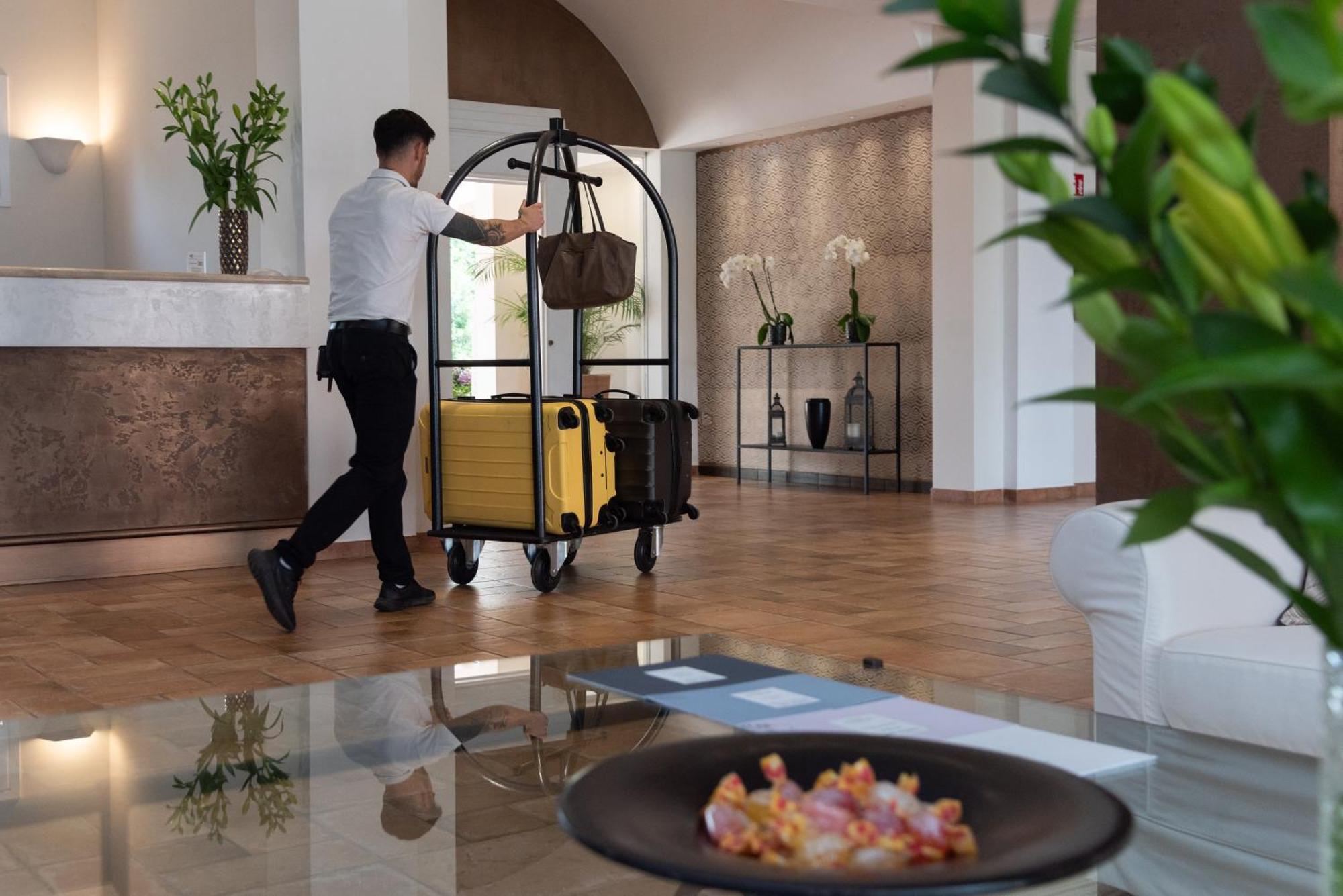 Hotel Cala Caterina 빌라시미우스 외부 사진